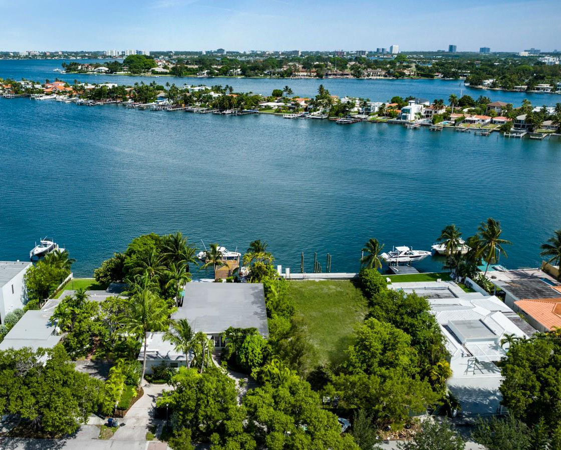 Biscayne Point Real Estate