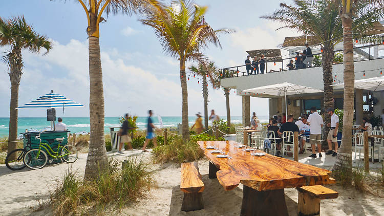 Hallandale Beach Nightlife