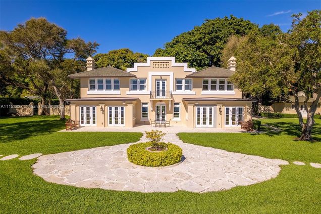 Vizcaya Bay Real Estate