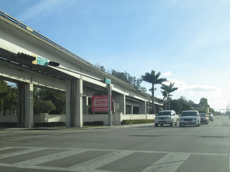 Hialeah Walkscore
