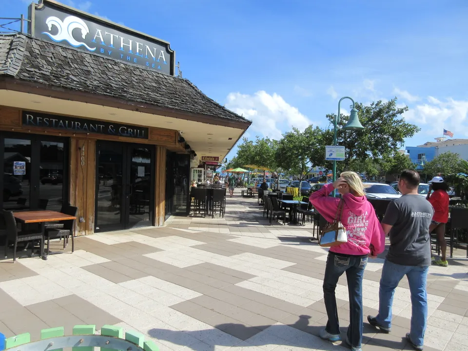 Lauderdale-by-the-Sea Real Estate