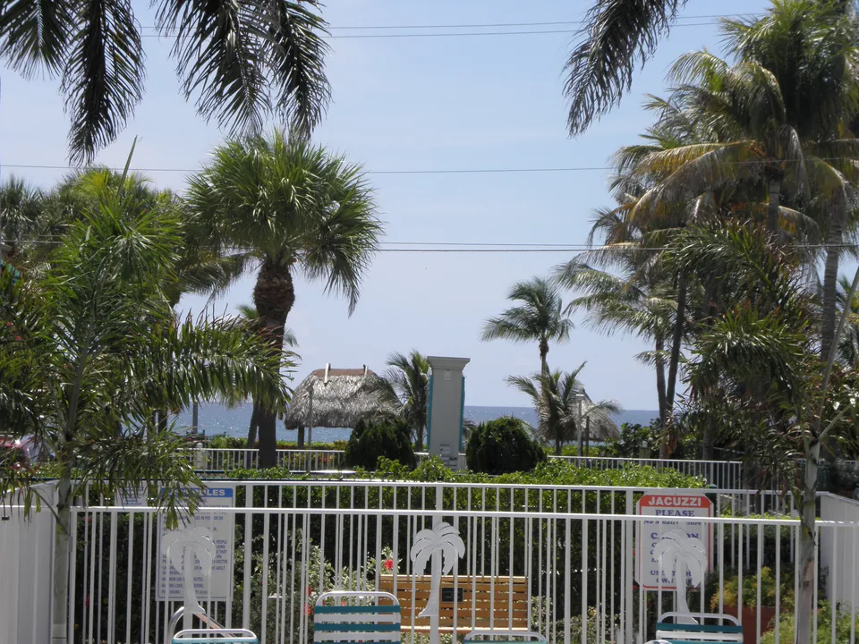 Lauderdale-by-the-Sea Real Estate